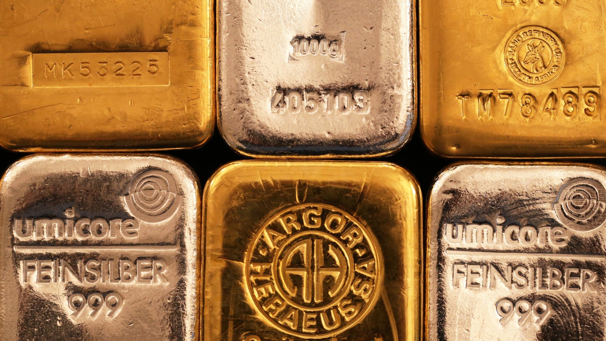 LBMA says banks back its plan to change London gold market