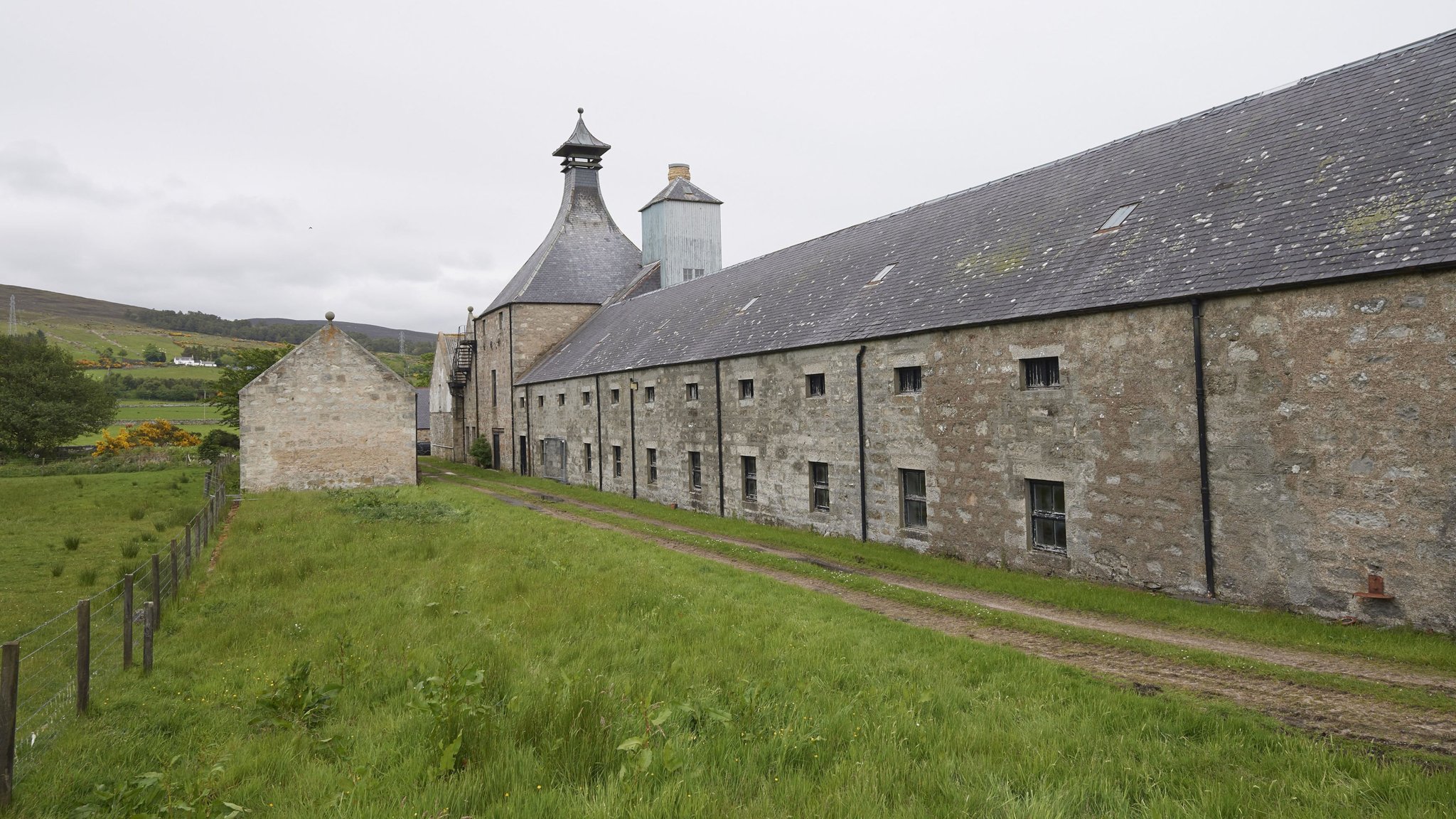 Scottish distilleries to reopen after three decades