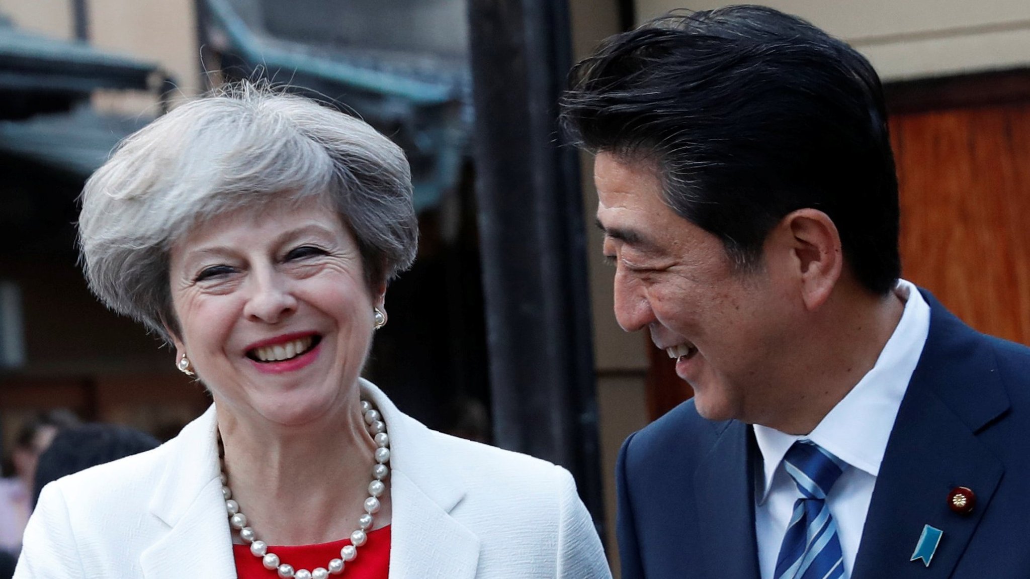 Theresa May vows to fight next UK election as prime minister