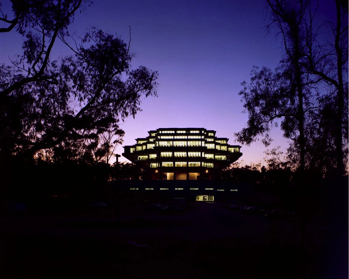 USC Architecture & USC Libraries to Digitally Debut StudentDesigned Wayne Thom Exhibition USC