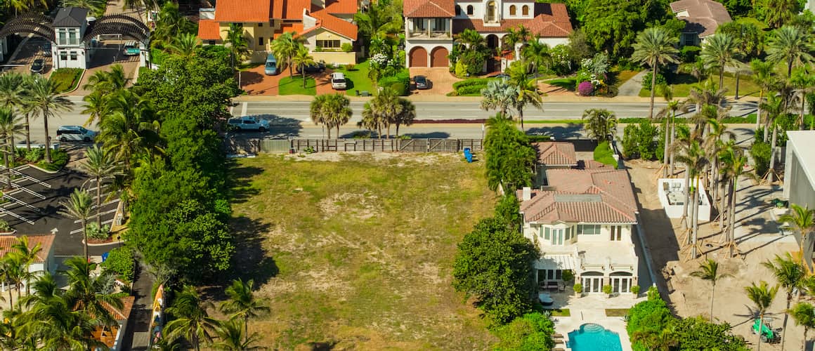 What Is A Land Real Estate Agent? Rocket Homes