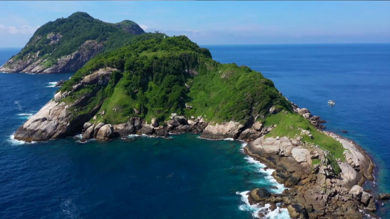 Snake Island Lighthouse