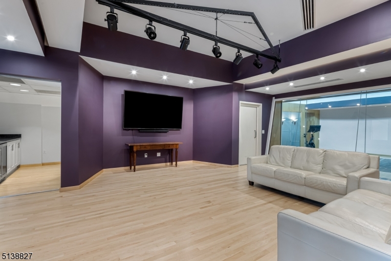 Whitney Houston's longtime New Jersey ranch hits market for first time