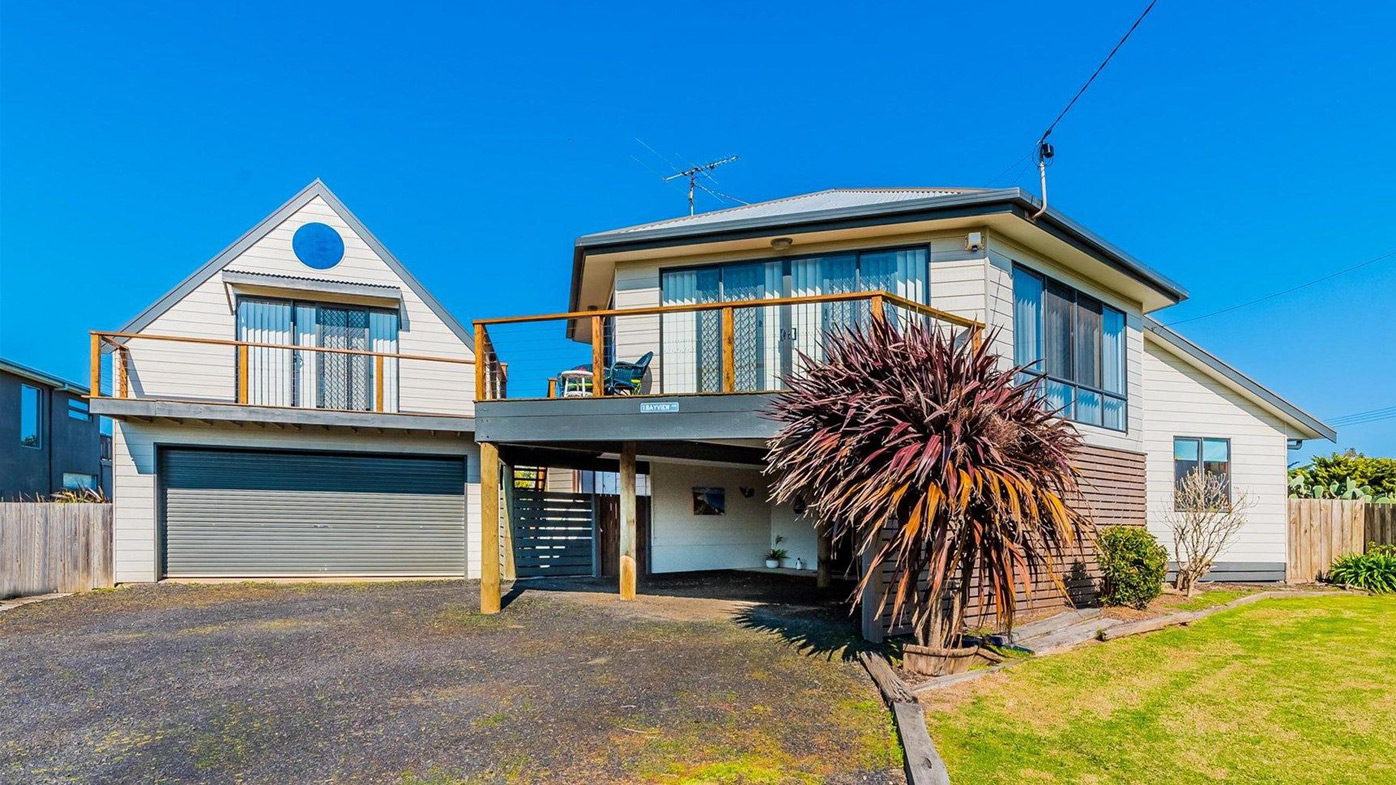 Here are Victoria's best beach houses for 600K or less 9Homes