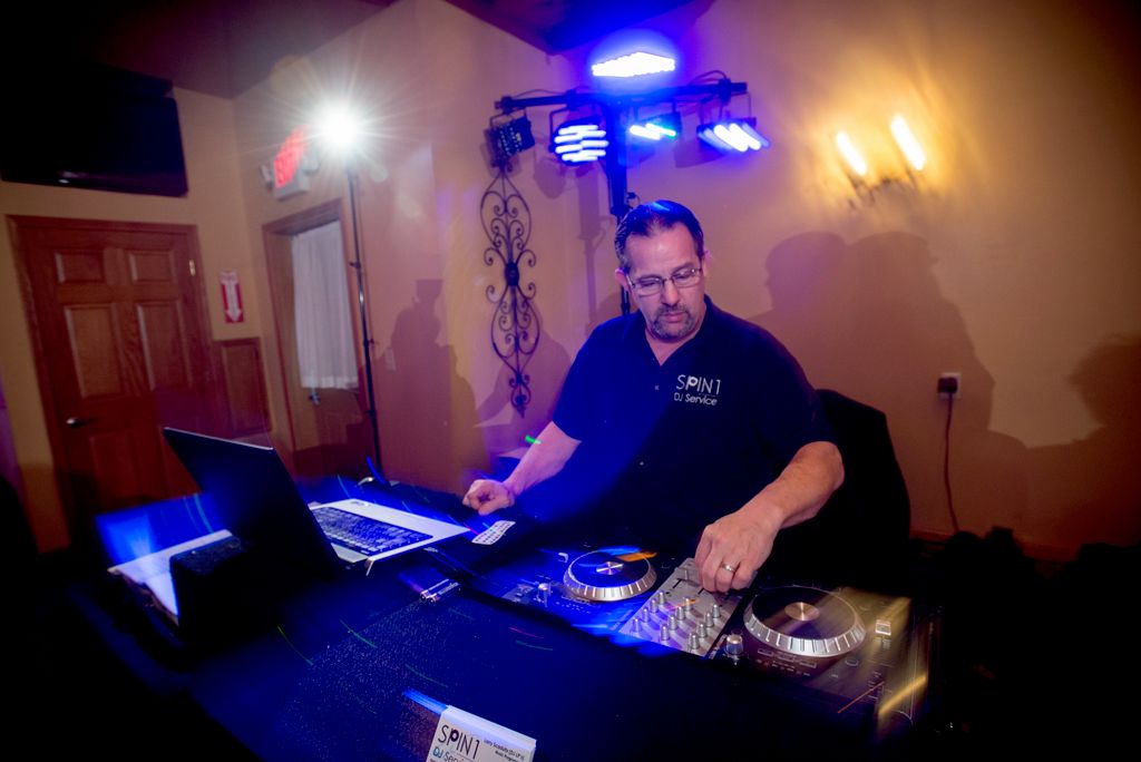 The 10 Best DJs in Madison, WI (with Free Estimates)