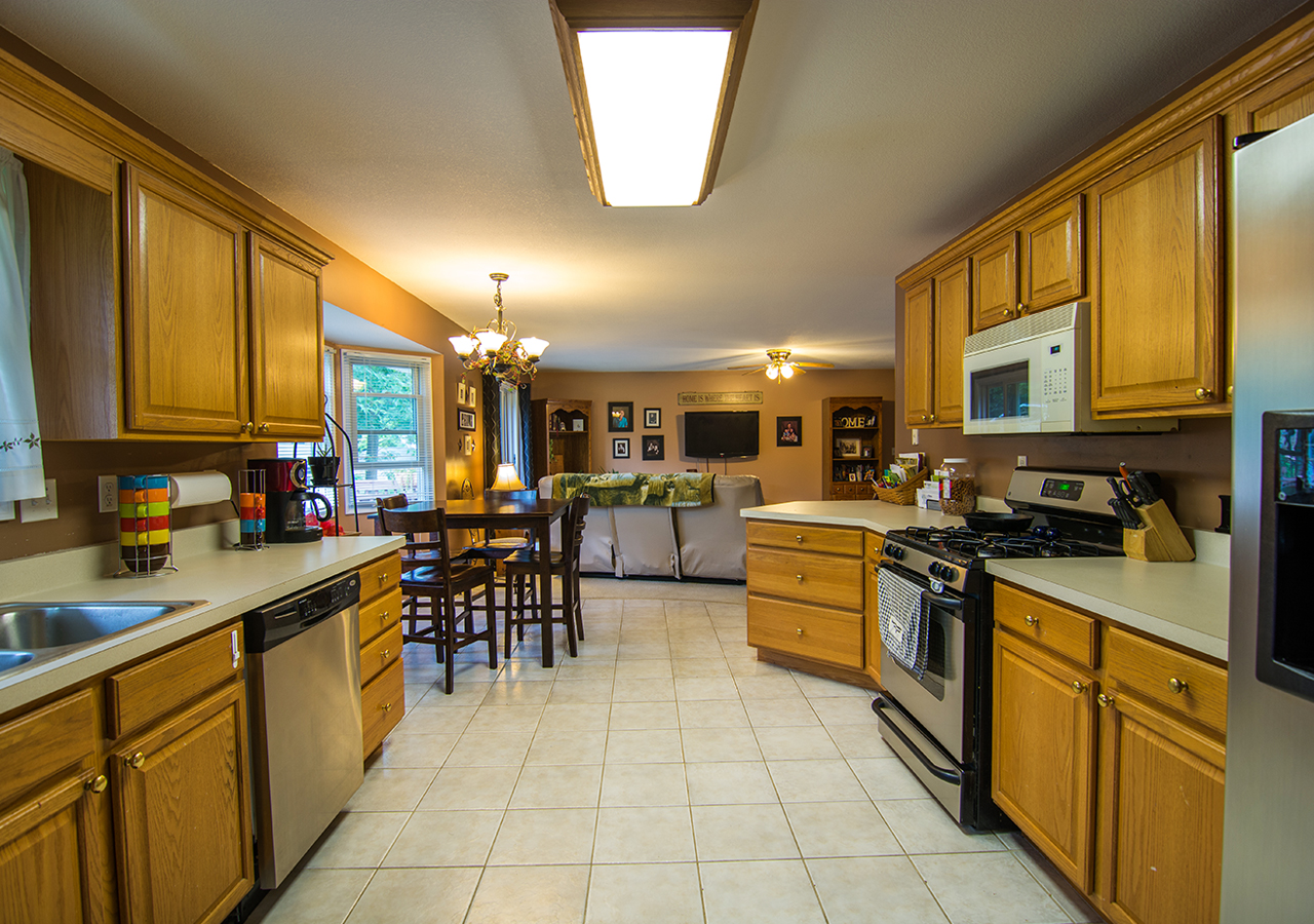 Video Tour Jackson MI Home for Sale 3851 Dorset Jackson MI 49203