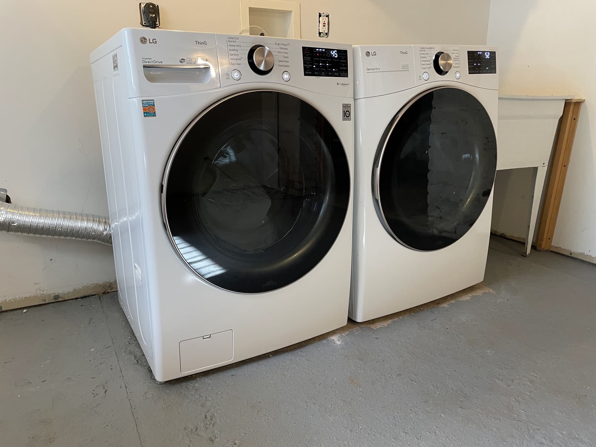 LG WM4000H washing machine and LG DLEX4000W dryer Reviews Product Notes