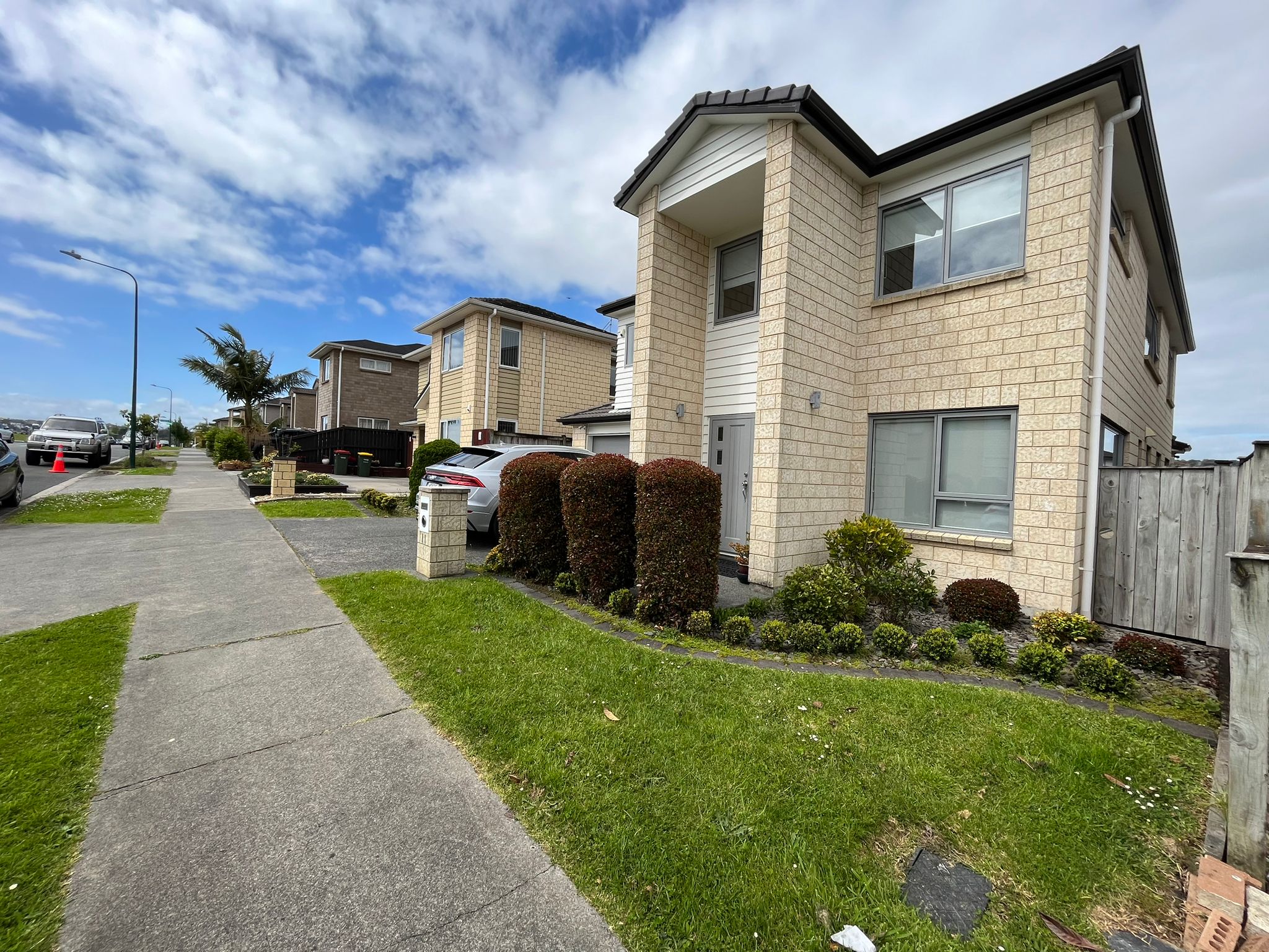 11 Kerrykeel, Flatbush Pro Edge Property