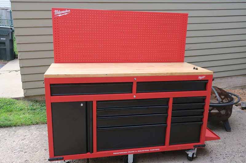 Milwaukee Mobile Work Station 48228560 Tools in Action