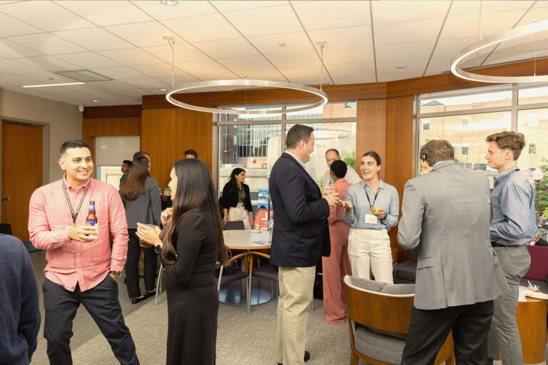 On Campus or Online? Professional & Executive Development Harvard DCE