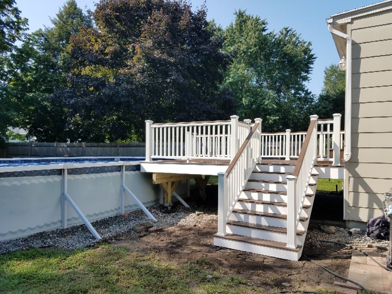 Methuen MA Trex Transcend Build Around AboveGround Pool Professional