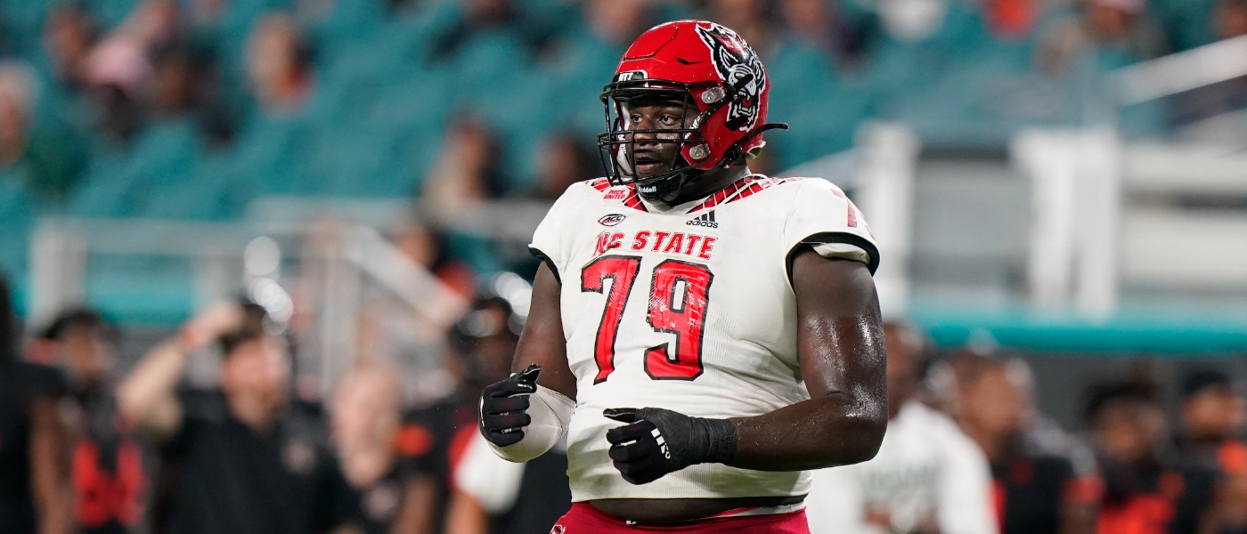 Draft 2022 Os 5 melhores offensive tackles ProFootball