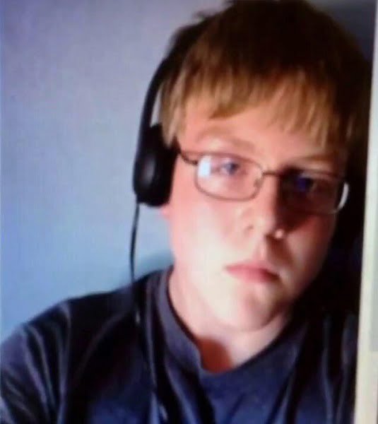 Techniblade Wiki/Bio, Face reveal, Twitter, Texture Pack, Age, Twitch