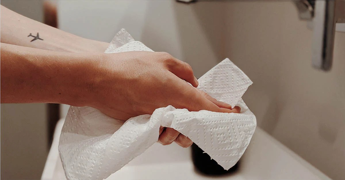 How to Remove Epoxy from Skin 3 effective solutions ProglasEpoxy