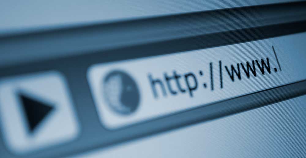 Obtener una URL redirigida con cURL. Programación en Castellano.