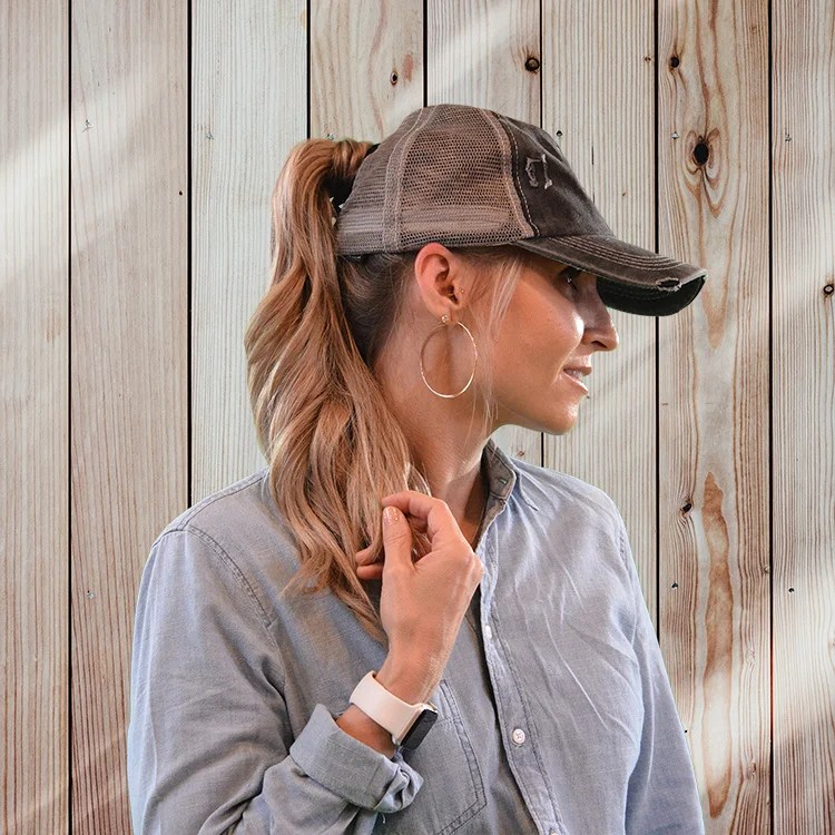 Stylish Ways to Wear Your Ponytail Hat Programming Insider