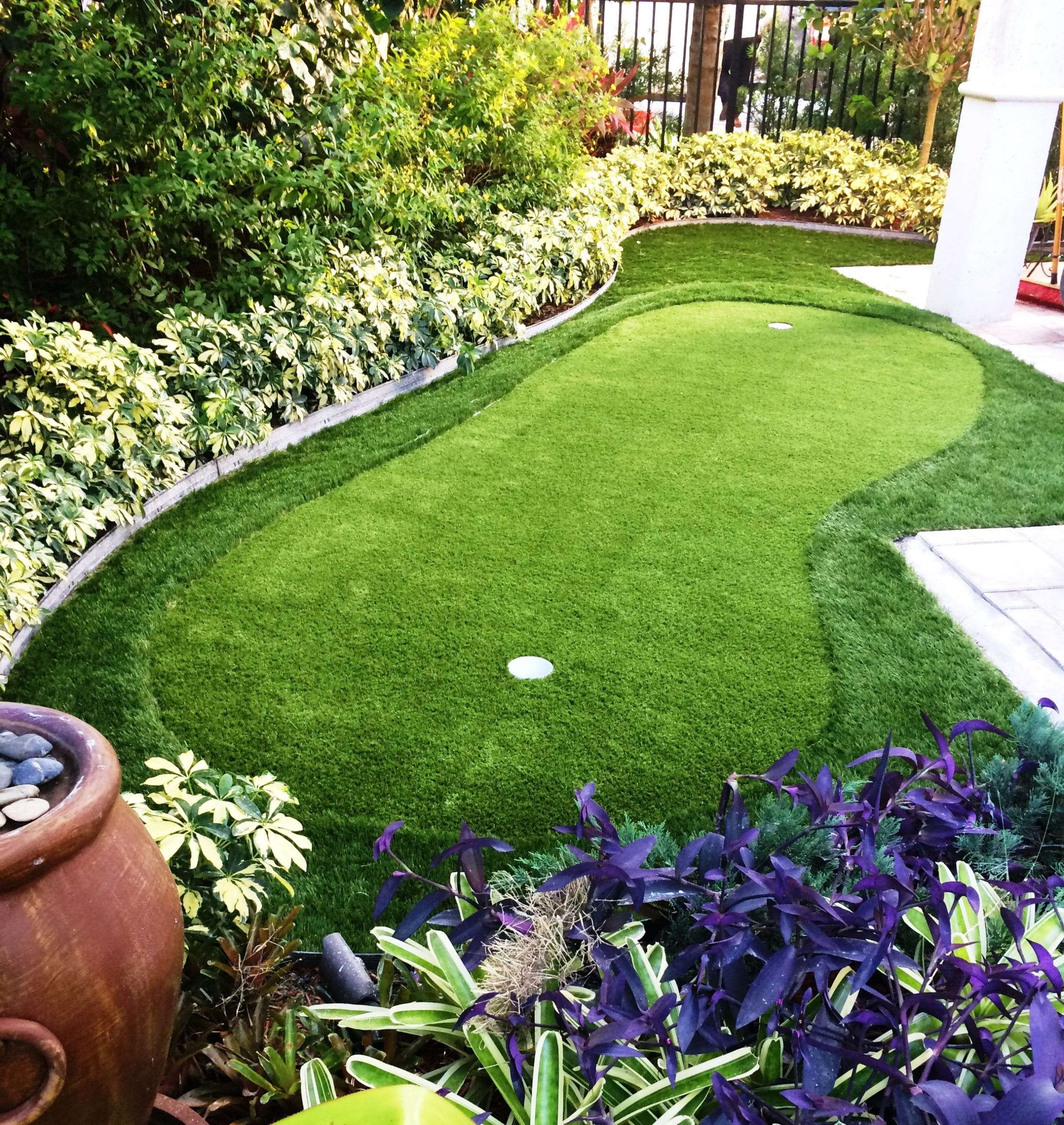 Artificial Grass for Lawns, Dogs, Golf ProGreen Synthetic Turf