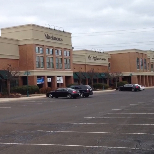 4,025,000 Purchase & Finance Renovation Costs for 79,000sf Retail Strip