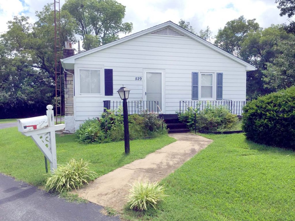 Progressive Auction Group Auctions