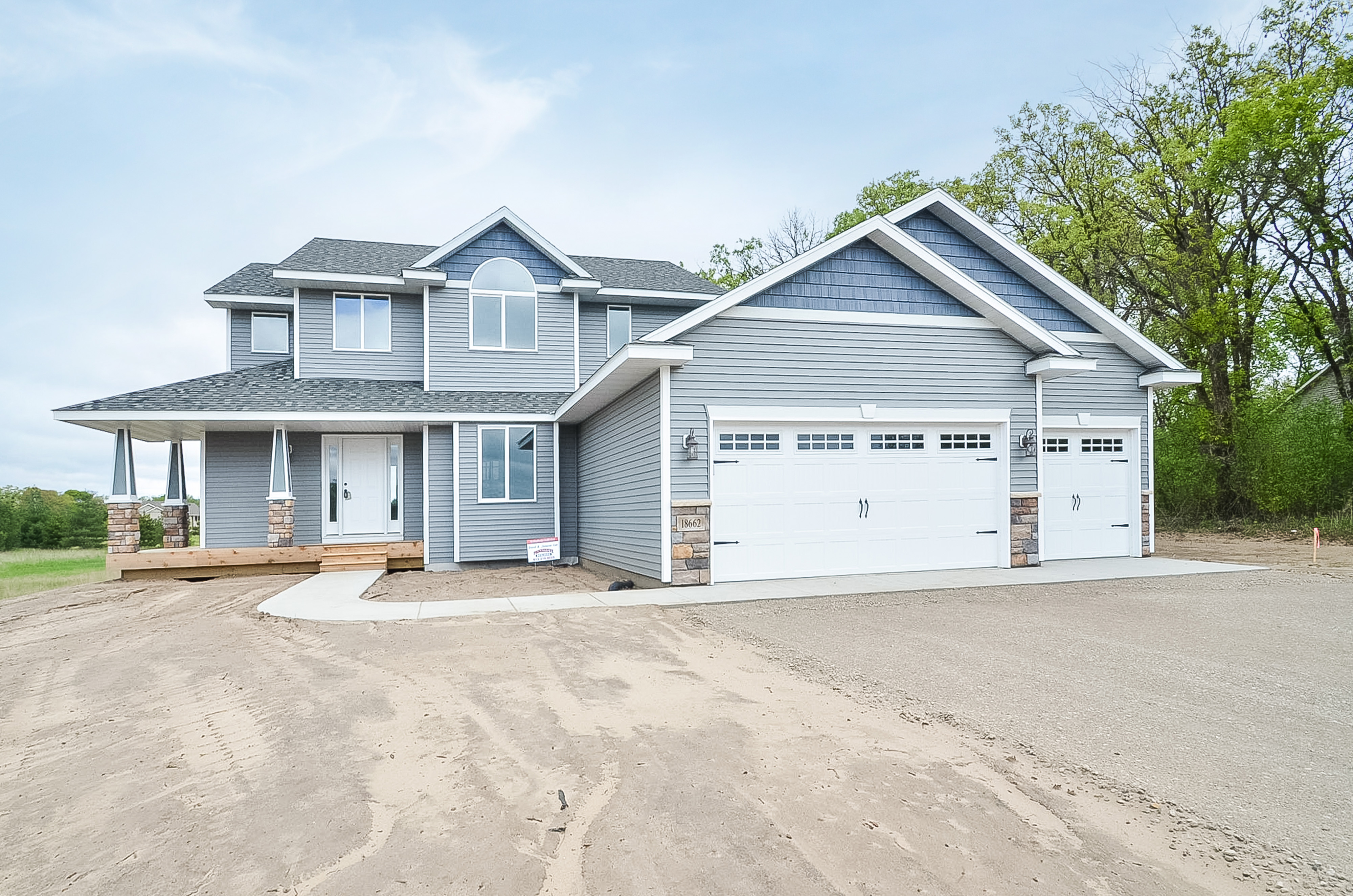 4 Modern House Designs For The OnTheGo Family