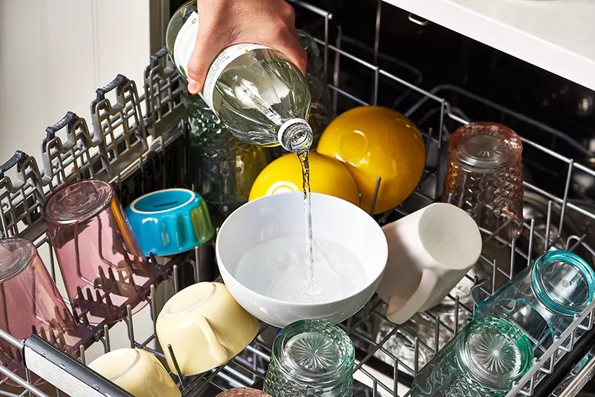 How To Clean a Smelly Dishwasher — Pro Housekeepers