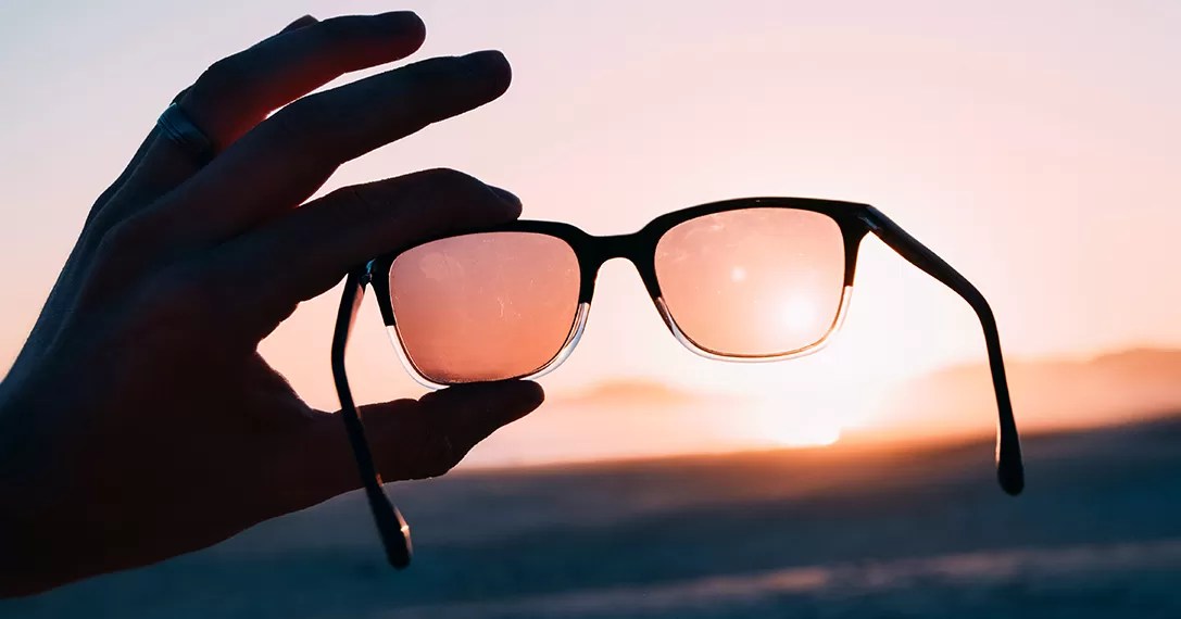 How To Clean Sunglasses Properly — Pro Housekeepers