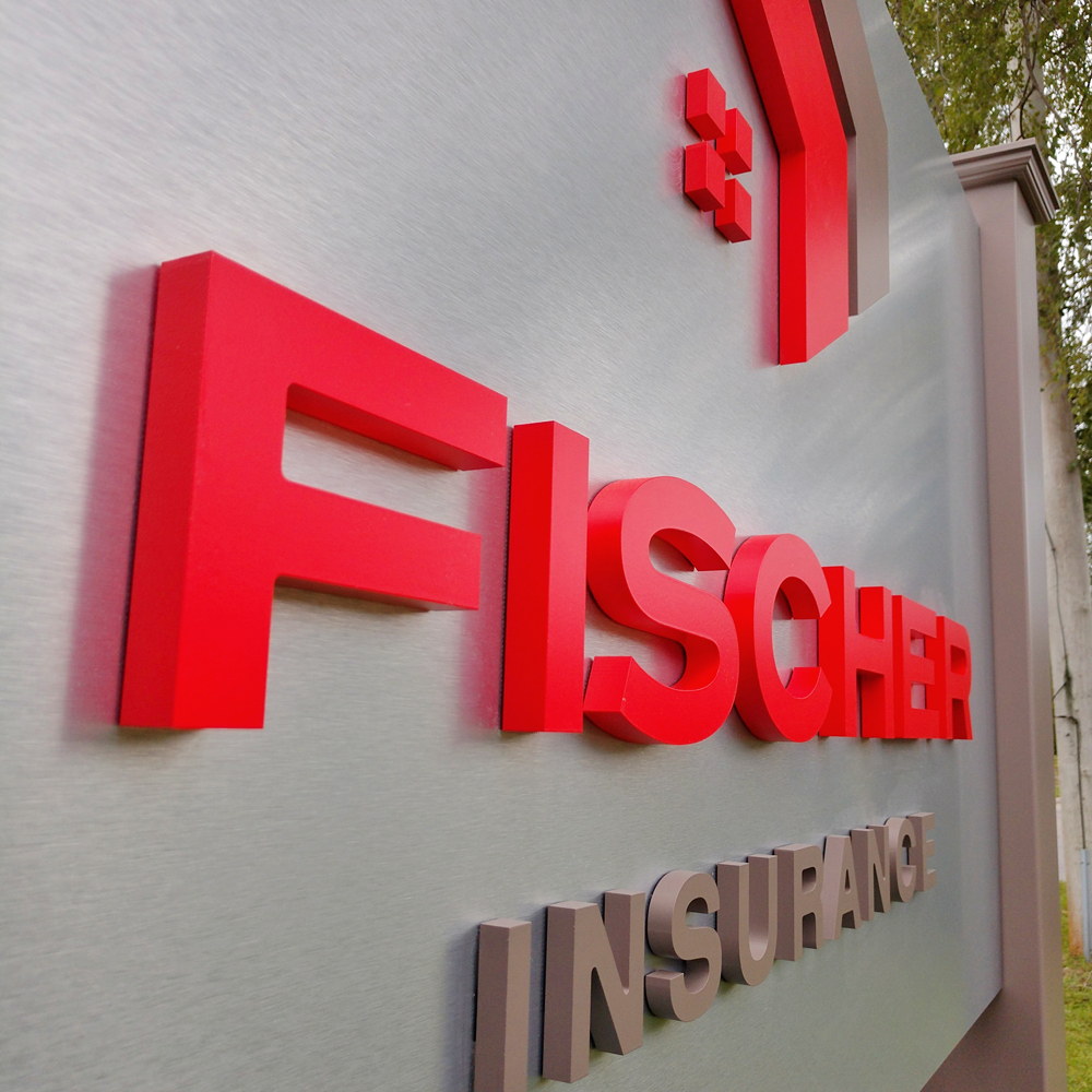 Fischer Insurance / Local Insurance Agent Wins Award for Customer