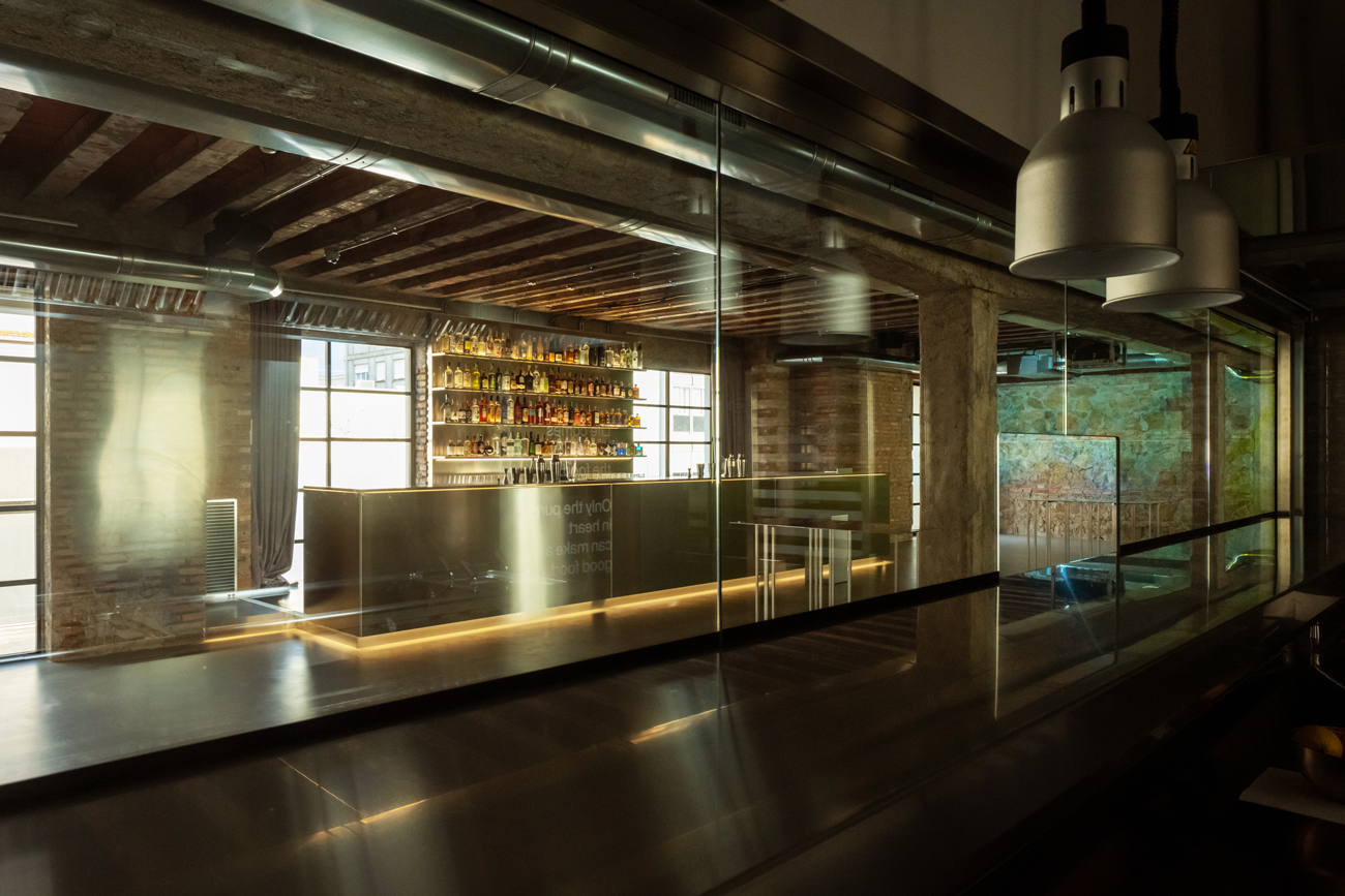 Floor 03 Lounge Bar Project Susi HUB