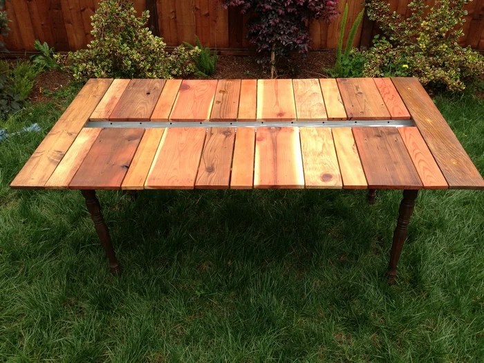 DIY Reclaimed Wood Picnic Table with Planter Your ProjectsOBN