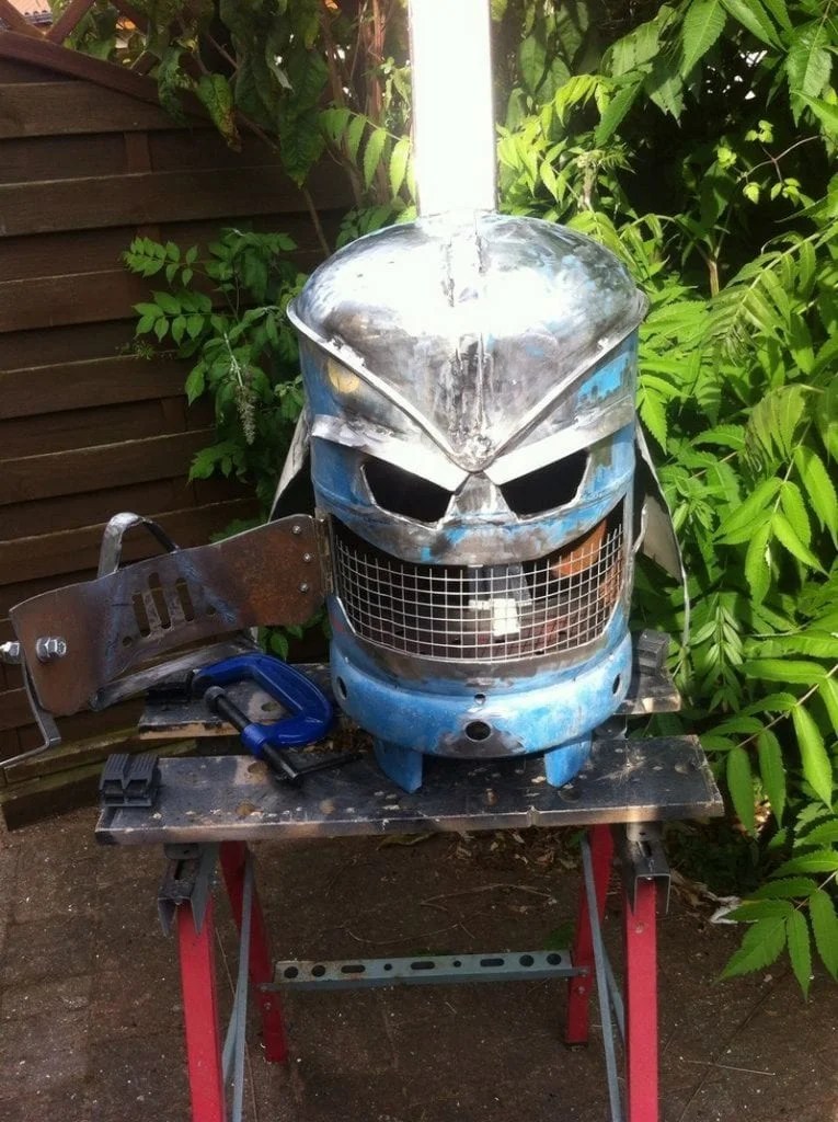 How to Build a Darth Vader Log Burner From a Gas Bottle