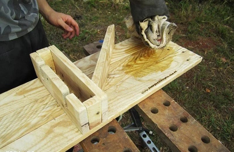 Easy to Make Singlebottle Wine Rack 10 Steps