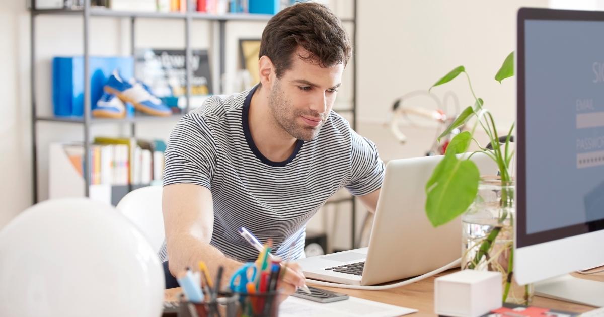 What Does the Creative Director of an Ad Agency Do? COR