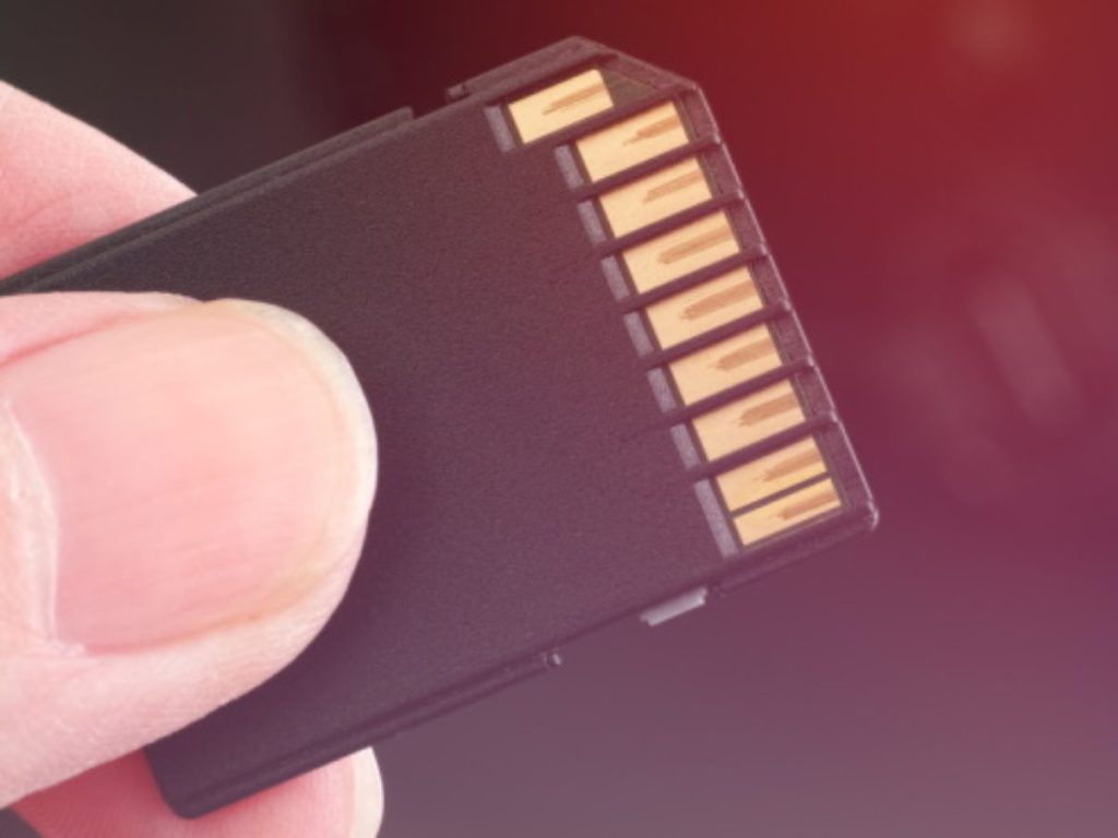 How to Clear an SD Card