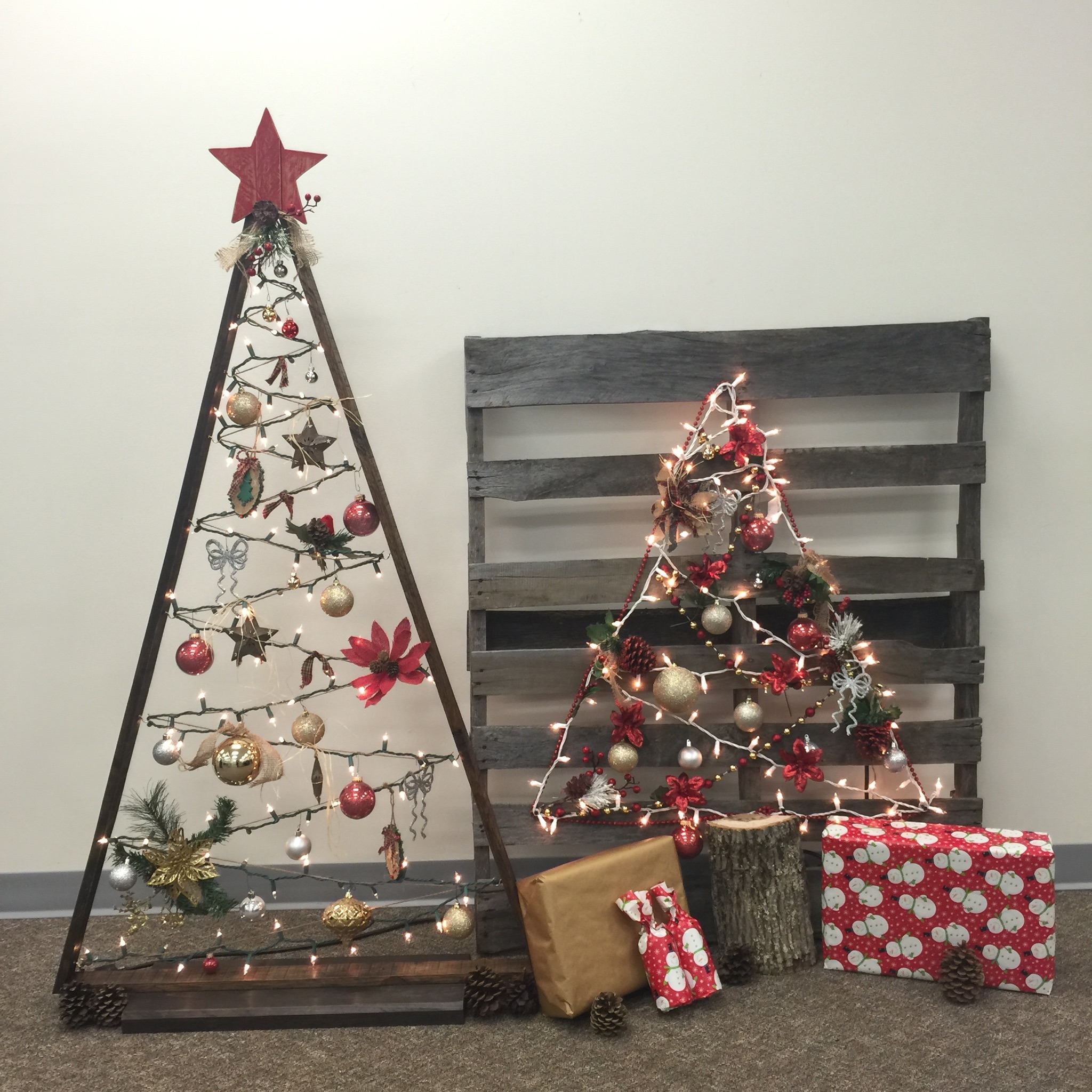 DIY_Pallet_Board_Wood_Triangle_Christmas_Tree Project Goble