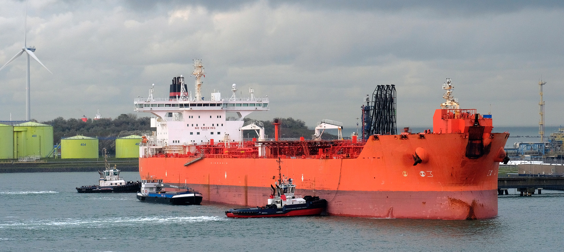 Project India Shipping & Chartering Services. The experts in moving