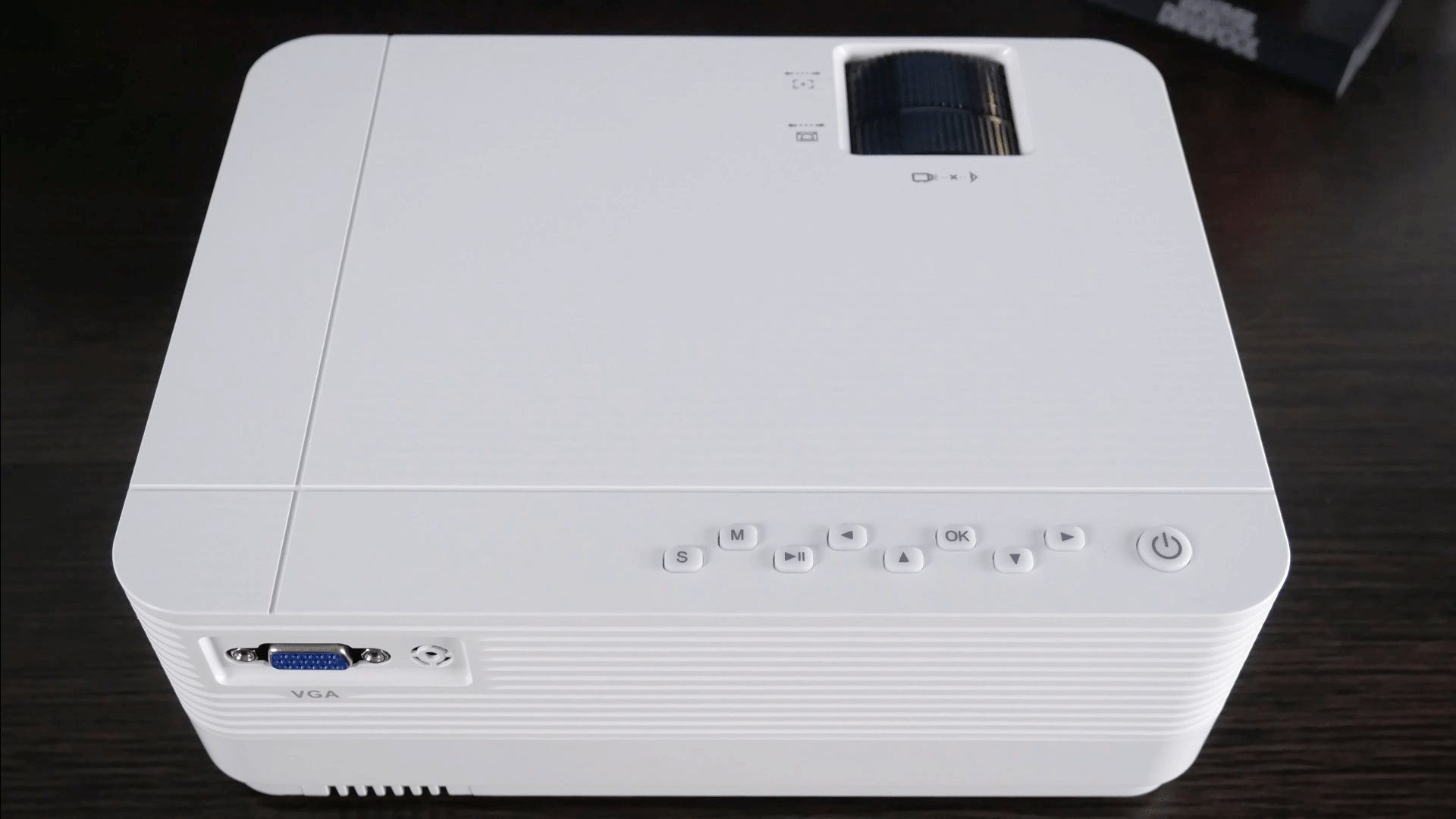 How to Connect a Phone to a Vankyo Projector? - ProjectorProfy