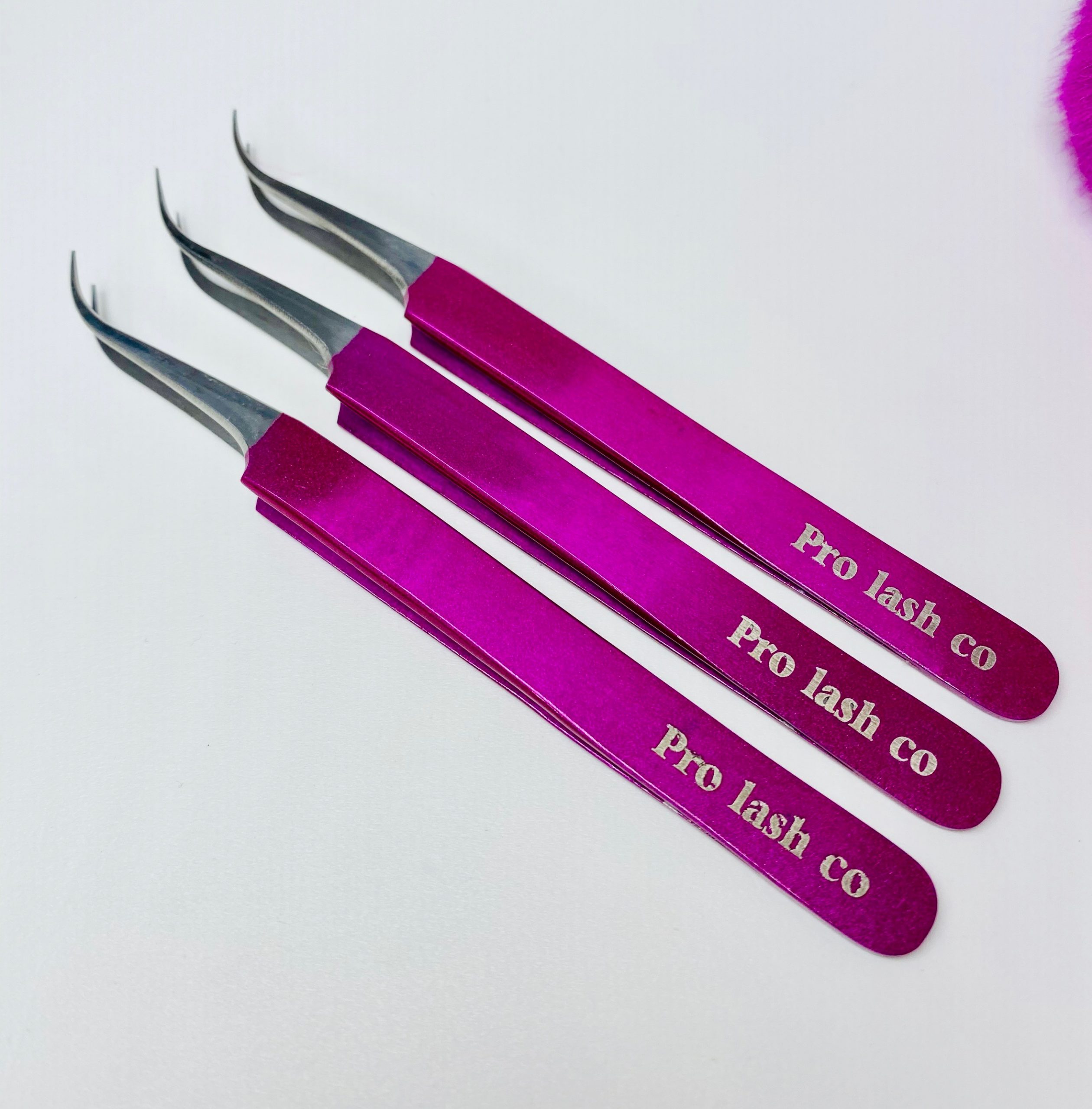 Tweezers (curved) Pro Lash Company