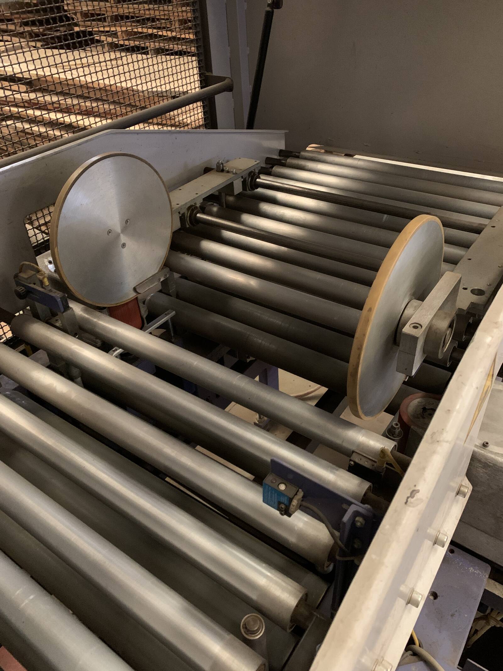 Fisher + Rückle Veneer Bundle Gluing Machine / DoubleSided Glue