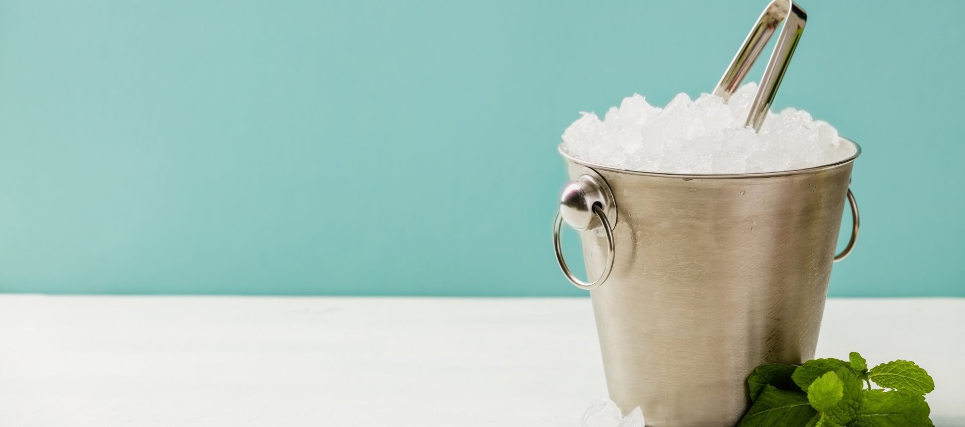 Custom Ice Buckets Manufacturer in China Promlogo