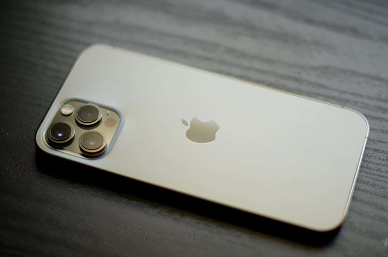 iPhone 13 Pro Max, com Tela de 6,7”, 5G e Câmera Pro de 12 MP MLL63BZ/A