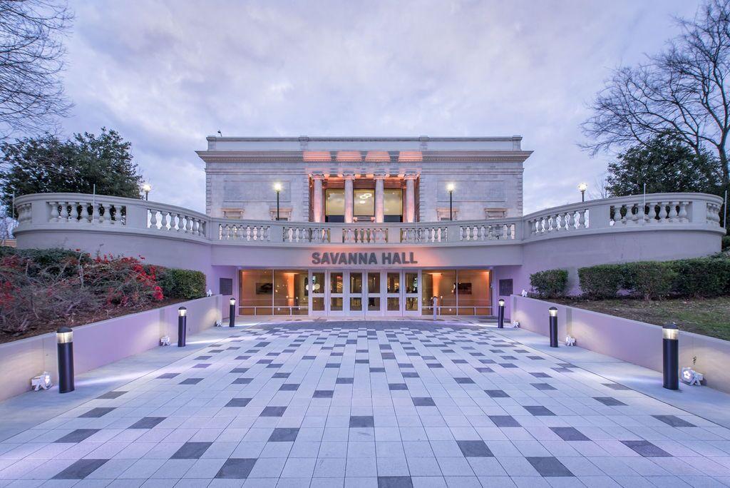 Zoo Atlanta’s New Savanna Hall Venue Roars To Life Proof of the Pudding