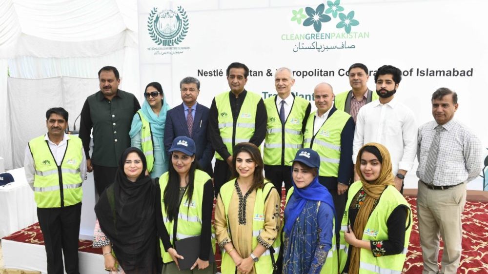 Nestlé Pakistan Continues With its Commitment of Clean Green Pakistan