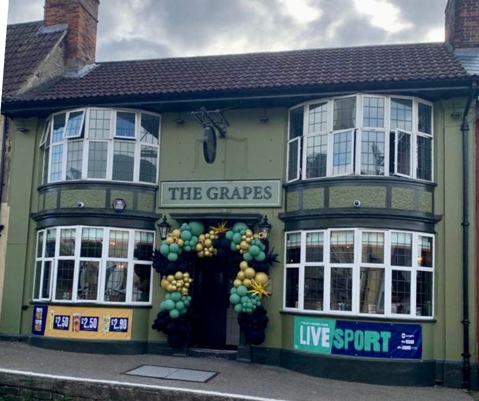 Grapes, Melksham Proper Pubs Run a Community Pub Pubs for Rent