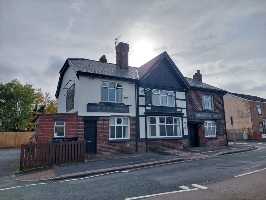 Strawberry Gardens, Droylsden Proper Pubs Run a Community Pub