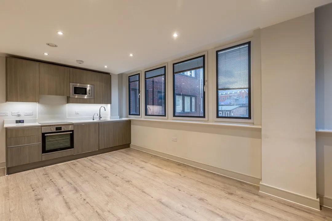 Lovell House, Uxbridge, UB8 Proper Genies