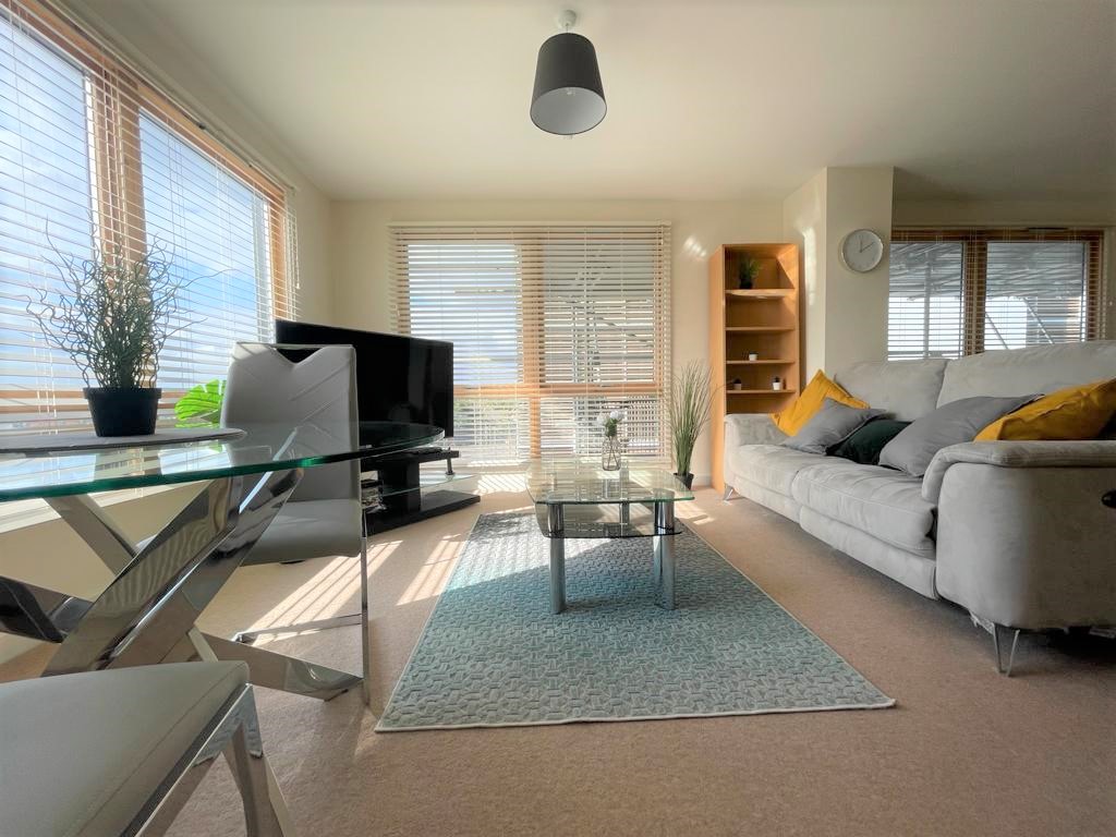 Chatham Place, Reading, RG1 Proper Genies