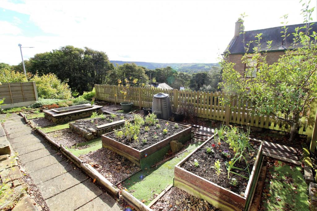 Average house price hits £250k Here's what that'll get you in Manchester