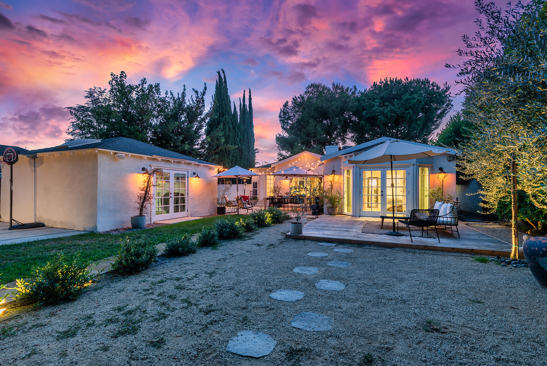 4632 Sunnyslope 2023 Listing forward real estate