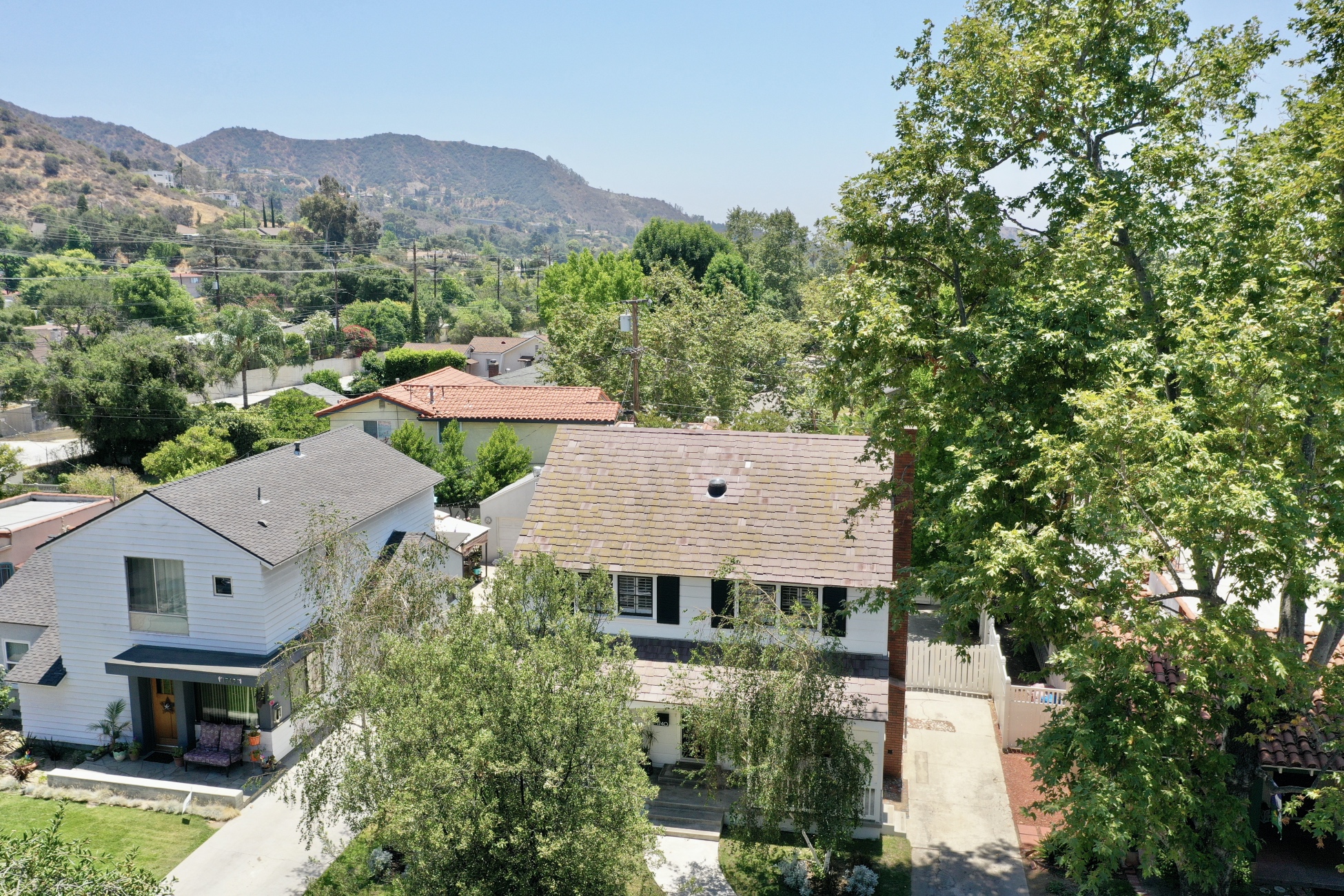 1740 El Rito forward real estate marketing