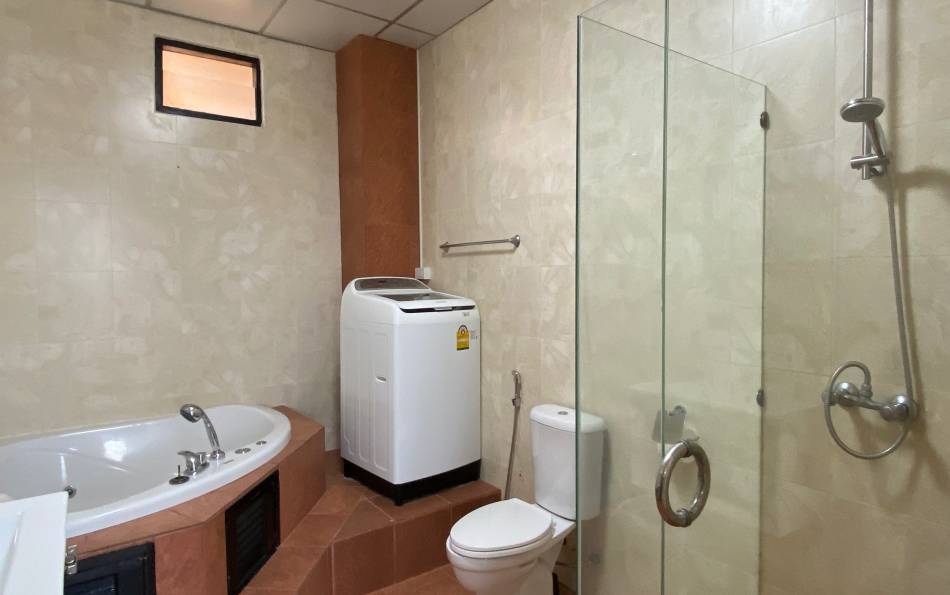 Renovated Duplex condo for rent on Pratumnak Hill Property Excellence